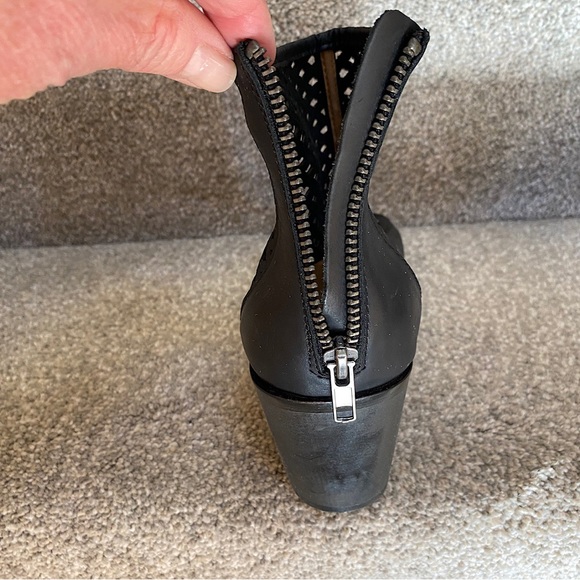 🎉Kelsi Dagger Kyoto Bootie, Women’s Size 10, Black - Picture 8 of 9